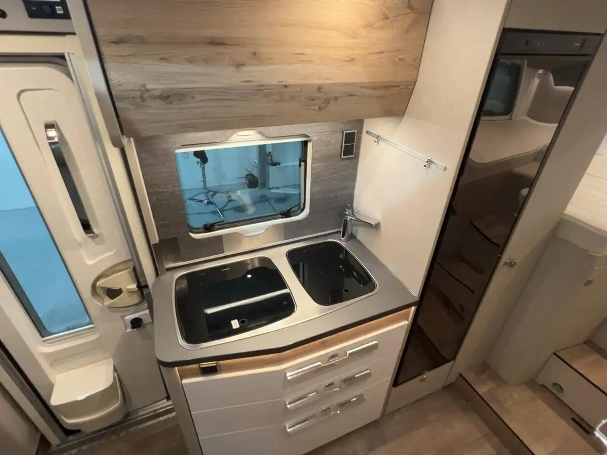 HYMER-ERIBA Exsis-I EX 580 - Ansicht 13